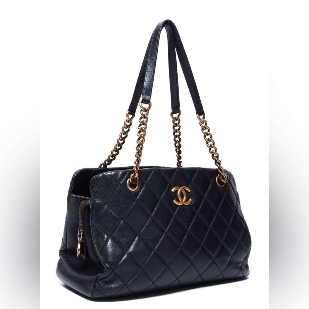 CHANEL Large shopping bag 30 cm soft leather Black Antiqued Goldton
